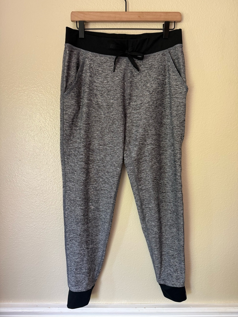 ❇️PINK VS Jogger Pants with Black Trim 2 for $22❇️